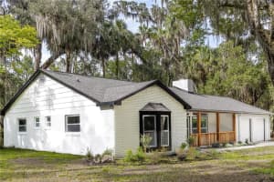 1652 HORSESHOE ROAD, ENTERPRISE, FL 32725 Sold 10/16/23