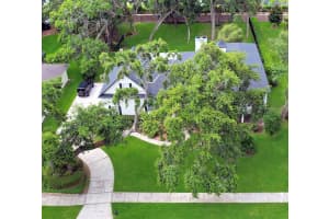 421 Courtlea Oaks Blvd, Winter Garden, FL 34787, Sold 07/12/23