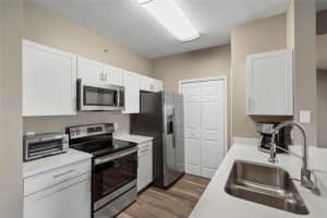 5467 VINELAND ROAD, ORLANDO, FL 32811 Sold 08/07/23