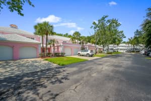 4907 WALDEN CIRCLE, ORLANDO, FL 32811 Sold 10/24/23