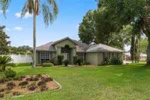 1301 BROKEN PINE ROAD, DELTONA, FL 32725 Sold 09/08/23