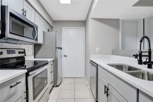 3038 PARKWAY BOULEVARD, KISSIMMEE, FL 34747 Sold 07/19/23