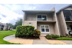 810 TOWN CIRCLE, MAITLAND, FL 32751 Sold 07/03/23