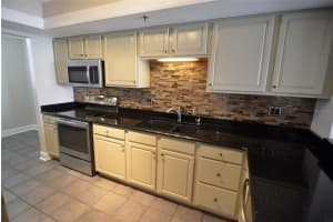 530 CENTRAL BOULEVARD, ORLANDO, FL 32801 Sold 02/20/24