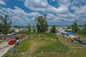 2811 WINONA DRIVE, NORTH FORT MYERS, FL 33917 - MLS#MFRO6120198