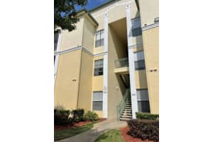 8811 DUNES COURT, KISSIMMEE, FL 34747 Sold 08/04/23