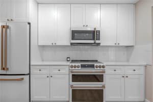 9017 ESGUERRA COURT, ORLANDO, FL 32836 Sold 08/04/23