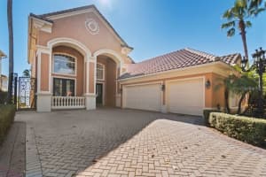 8114 FIRENZE BOULEVARD, ORLANDO, FL 32836 Sold 07/21/23