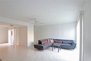 1173 LONGFELLOW WAY, SARASOTA, FL 34243 Sold 10/03/23