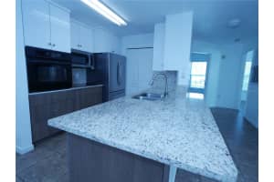 5483 VINELAND ROAD, ORLANDO, FL 32811 Sold 10/11/23