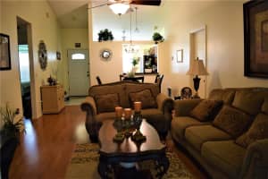 9309 SPRING VALE DRIVE, ORLANDO, FL 32825 Sold 08/11/23