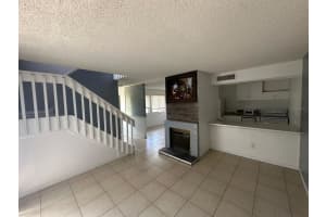 2340 HUNTINGTON GREEN COURT, ORLANDO, FL 32839 Sold 10/19/23