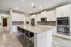 8077 CHILTON DRIVE, ORLANDO, FL 32836 Sold 10/17/23