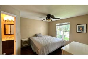 1948 LAKE ATRIUMS CIRCLE, ORLANDO, FL 32839 Sold 09/28/23