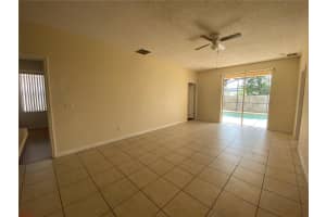 635 KNOLLWOOD DRIVE, DAVENPORT, FL 33837 Sold 09/11/23