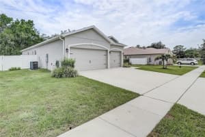 157 CLOVERBROOK TRAIL, DAVENPORT, FL 33837 Sold 12/26/23