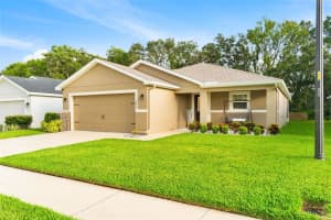 970 BLUE TIDE LANE, LAKELAND, FL 33809 Sold 08/10/23
