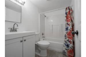 290 SCOTTSDALE SQUARE, WINTER PARK, FL 32792 Sold 07/24/23