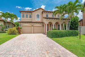 609 MONTEREY DRIVE, SATELLITE BEACH, FL 32937 Sold 10/06/23