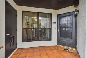 1302 STEARMAN COURT, ORLANDO, FL 32825 Sold 08/18/23