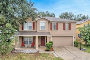 2463 MARTINS RUN, TAVARES, FL 32778 Sold 08/11/23