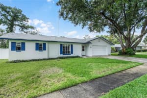 7612 WAUNATTA COURT, WINTER PARK, FL 32792 Sold 10/09/23