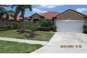 3038 CAMINO REAL DRIVE, KISSIMMEE, FL 34744 Sold 09/13/23