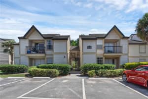 1924 LAKE ATRIUMS CIRCLE, ORLANDO, FL 32839 Sold 10/10/23