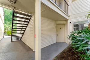 1924 LAKE ATRIUMS CIRCLE, ORLANDO, FL 32839 Sold 10/10/23