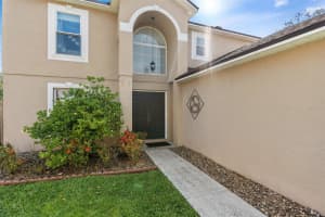 4807 FISKE CIRCLE, ORLANDO, FL 32826 Sold 08/28/23