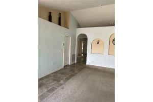 5871 ROYAL HILLS CIRCLE, WINTER HAVEN, FL 33881 Sold 12/08/23
