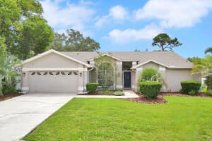 4310 THOMAS WOOD LN E, WINTER HAVEN, FL 33880 Sold 09/20/23
