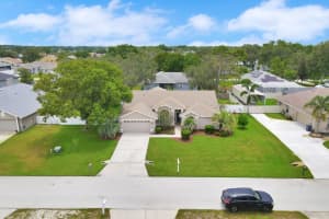 4310 THOMAS WOOD LN E, WINTER HAVEN, FL 33880 Sold 09/20/23