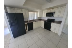 8019 JOZEE CIRCLE, ORLANDO, FL 32836 Sold 08/18/23