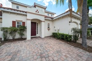 648 BRUNELLO DRIVE, DAVENPORT, FL 33897 Sold 08/22/23