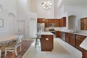 4048 SUNSET LAKE DRIVE, LAKELAND, FL 33810 Sold 09/08/23