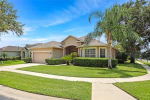 5565 CREPE MYRTLE CIRCLE, OVIEDO, FL 32765 Sold 10/16/23