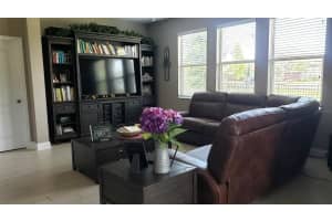 204 LUGANO WAY, DEBARY, FL 32713 Sold 11/16/23