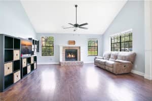 3250 CHATSWORTH LANE, ORLANDO, FL 32812 Sold 09/18/23