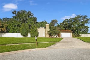8438 BAY OAK COURT, ORLANDO, FL 32810 Sold 10/12/23