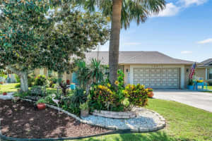 12017 SAFFRON COURT, ORLANDO, FL 32837 Sold 08/14/23
