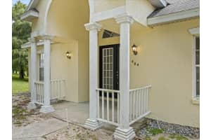 404 BRIDGEWATER BLVD., DAVENPORT, FL 33896 Sold 08/28/23