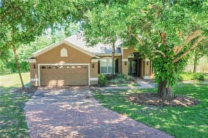 1075 STATIONSIDE DRIVE, OAKLAND, FL 34787 Sold 12/01/23