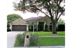 1723 SWEETWATER WEST CIRCLE, APOPKA, FL 32712 Sold 10/05/23