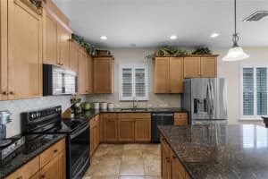 10575 WARLOW CREEK STREET, ORLANDO, FL 32832 Sold 09/29/23