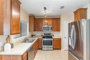 9635 DORIS LN, ORLANDO, FL 32829 Sold 08/24/23