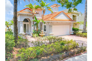 8511 SAINT MARINO BOULEVARD, ORLANDO, FL 32836 Sold 01/22/24