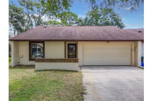105 LAKESIDE CIRCLE, SANFORD, FL 32773 Sold 09/06/23