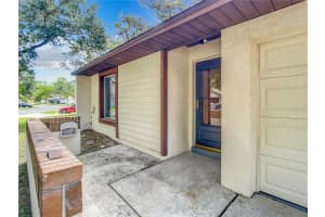 105 LAKESIDE CIRCLE, SANFORD, FL 32773 Sold 09/06/23