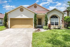 125 KNIGHTS HOLLOW DRIVE, APOPKA, FL 32712 Sold 10/02/23